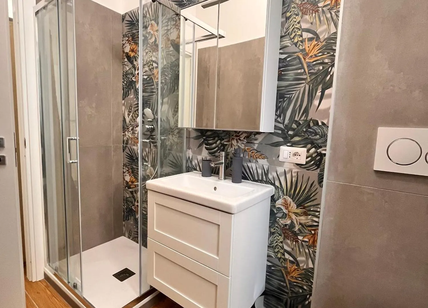 Apartment Roma Centocelle II - Cozy Design Wi-Fi & Ac 0*, Rome